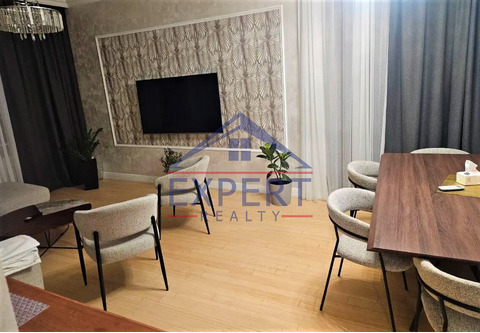 ԿԵՆՏՐՈՆ, ԱՐԳԻՇՏԻ ՓՈՂՈՑ, 3 ՍԵՆՅԱԿ