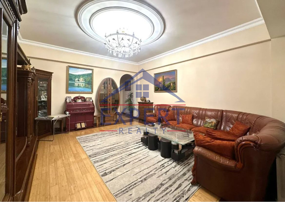 ԿԵՆՏՐՈՆ, ՏԵՐՅԱՆ ՓՈՂՈՑ, 4 ՍԵՆՅԱԿ