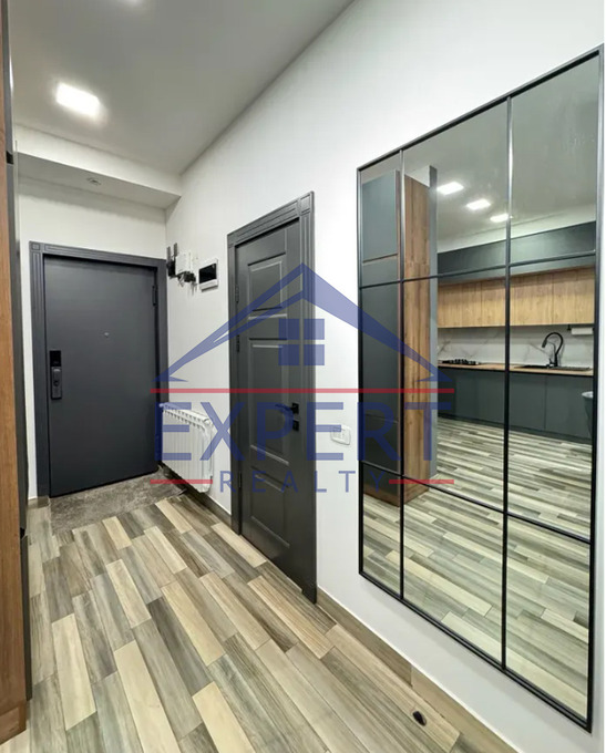 ԿԵՆՏՐՈՆ, ԱՐԱՄԻ ՓՈՂՈՑ, 3 ՍԵՆՅԱԿ