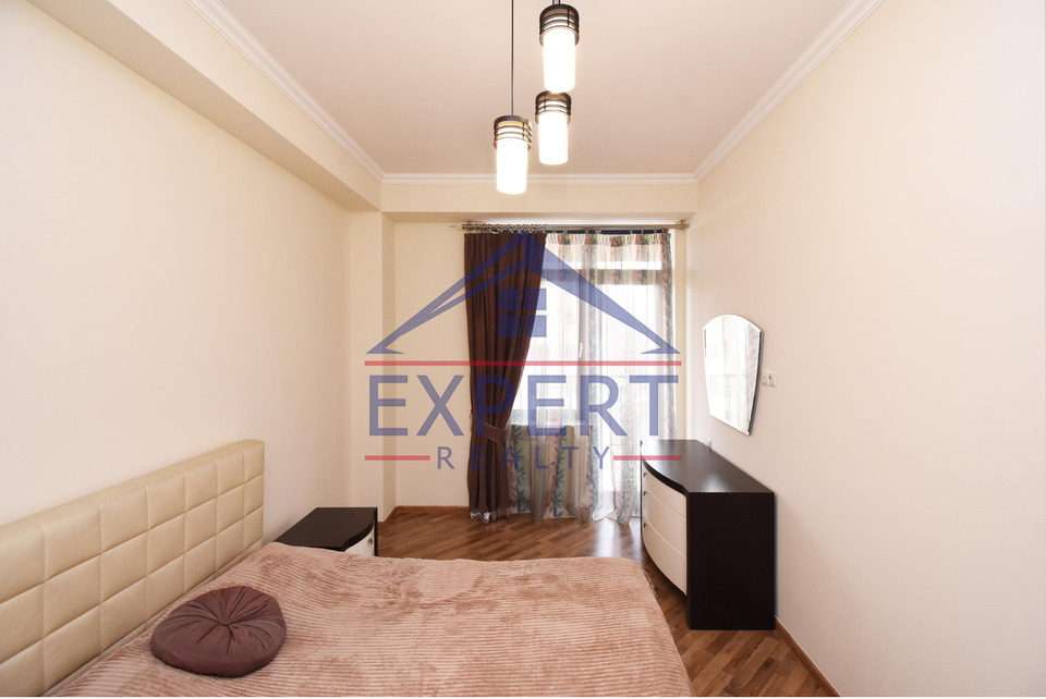 ԿԵՆՏՐՈՆ, ՎԱՐԴԱՆԱՆՑ ՓՈՂՈՑ, 3 ՍԵՆՅԱԿ