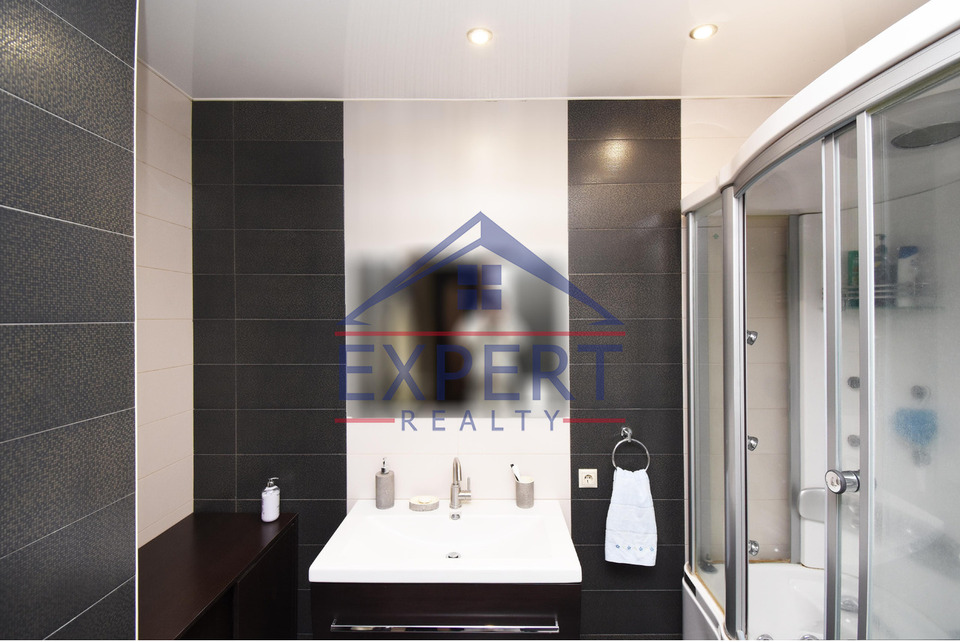 ԿԵՆՏՐՈՆ, ՎԱՐԴԱՆԱՆՑ ՓՈՂՈՑ, 3 ՍԵՆՅԱԿ