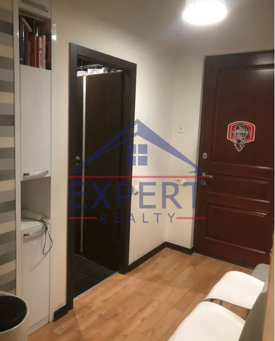 ԿԵՆՏՐՈՆ, ՄԱՐՇԱԼ ԲԱՂՐԱՄՅԱՆ   3 ՍԵՆՅԱԿ