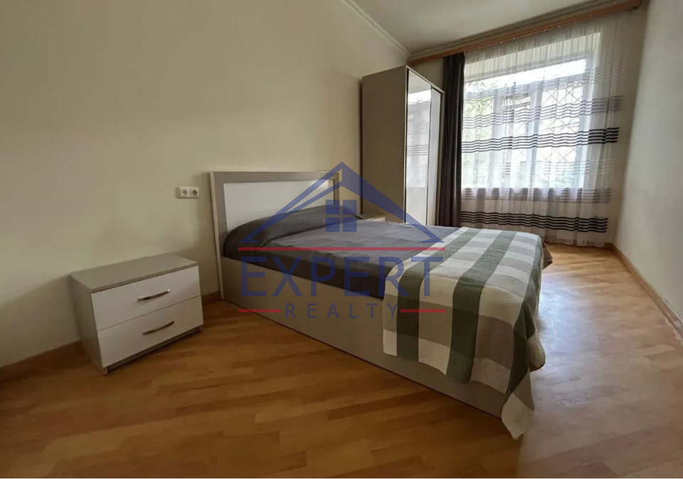 ԱՐԱԲԿԻՐ, ՄԱՄԻԿՈՆՅԱՆՑ  ՓՈՂՈՑ  2 ՍԵՆՅԱԿ