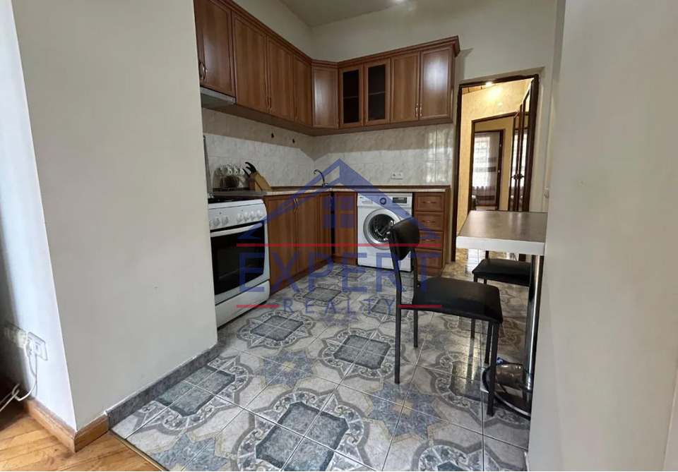 ԱՐԱԲԿԻՐ, ՄԱՄԻԿՈՆՅԱՆՑ  ՓՈՂՈՑ  2 ՍԵՆՅԱԿ