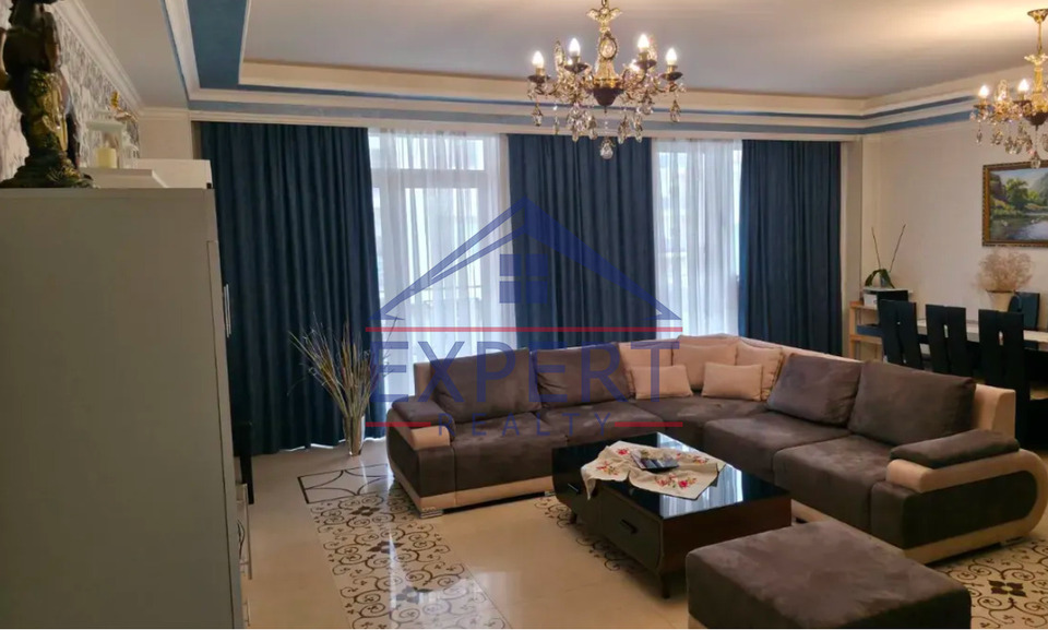 ԿԵՆՏՐՈՆ, ԱՆՏԱՌԱՅԻՆ ՓՈՂՈՑ, 4 ՍԵՆՅԱԿ