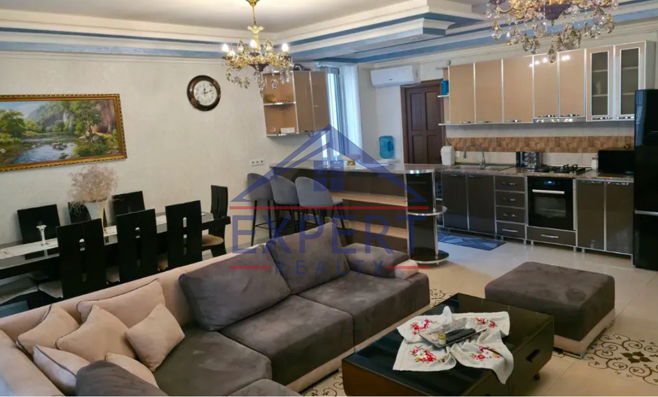 ԿԵՆՏՐՈՆ, ԱՆՏԱՌԱՅԻՆ ՓՈՂՈՑ, 4 ՍԵՆՅԱԿ