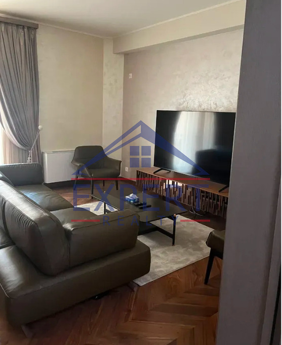 ԿԵՆՏՐՈՆ, ՀՅՈՒՍԻՍԱՅԻՆ ՊՈՂՈՏԱ, 4 ՍԵՆՅԱԿ