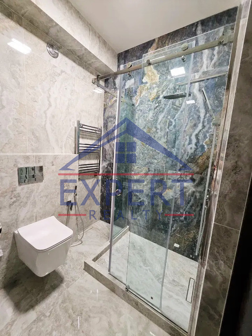 ԿԵՆՏՐՈՆ, ՌՈՍՏՈՄԻ ՓՈՂՈՑ, 2 ՍԵՆՅԱԿ