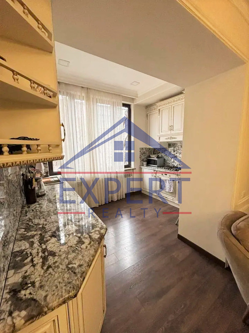 ԿԵՆՏՐՈՆ, ԱԲՈՎՅԱՆ ՓՈՂՈՑ,3 ՍԵՆՅԱԿ