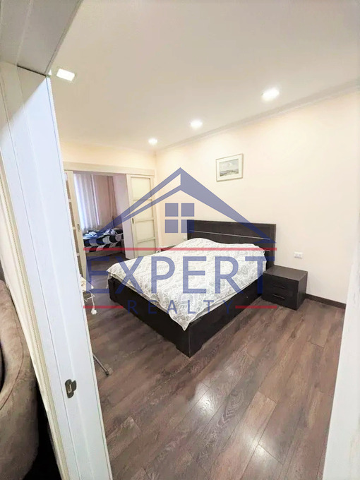 ԿԵՆՏՐՈՆ, ԱԲՈՎՅԱՆ ՓՈՂՈՑ,3 ՍԵՆՅԱԿ