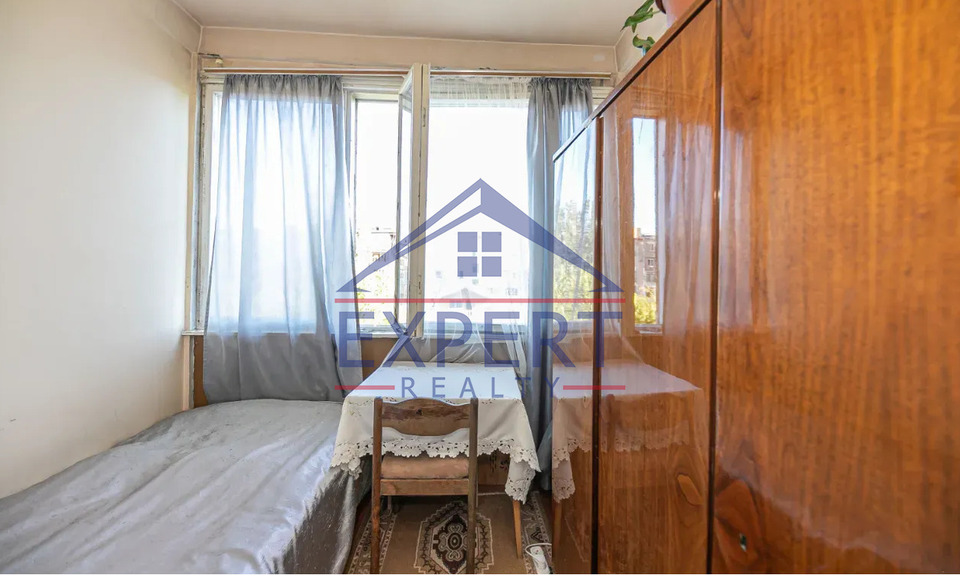 ԱՐԱԲԿԻՐ, ՀԱԿՈԲ ՀԱԿՈԲՅԱՆ, 2 ՍԵՆՅԱԿ