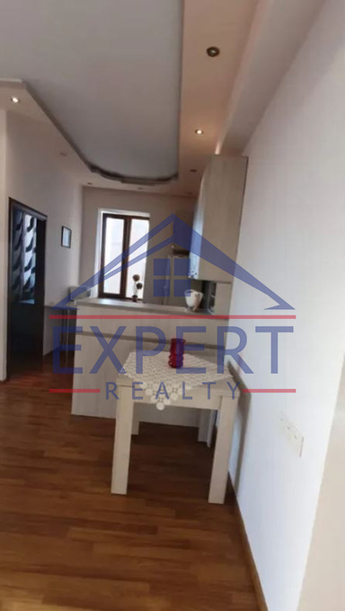 ԱՐԱԲԿԻՐ, ԱԴՈՆՑԻ ՓՈՂՈՑ, 3 ՍԵՆՅԱԿ