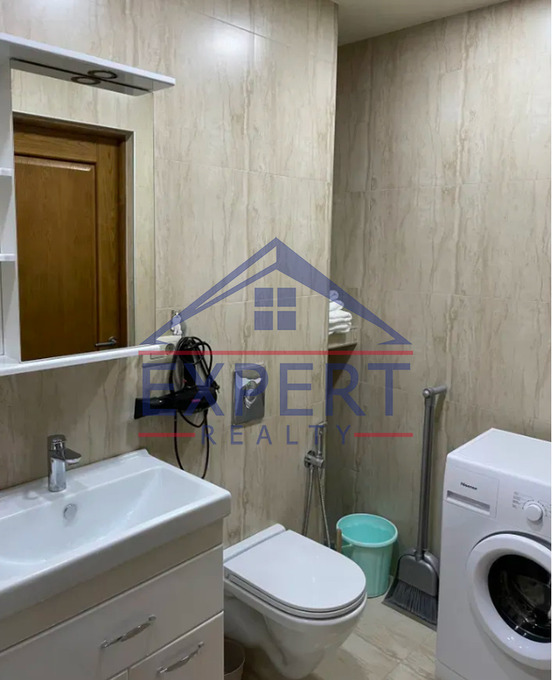 ԿԵՆՏՐՈՆ, ԿՈՂԲԱՑԻ ՓՈՂՈՑ, 2 ՍԵՆՅԱԿ