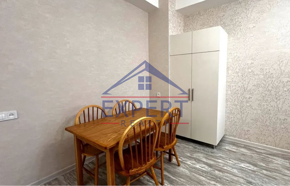 ԱՐԱԲԿԻՐ, ԱԴՈՆՑԻ ՓՈՂՈՑ, 2 ՍԵՆՅԱԿ