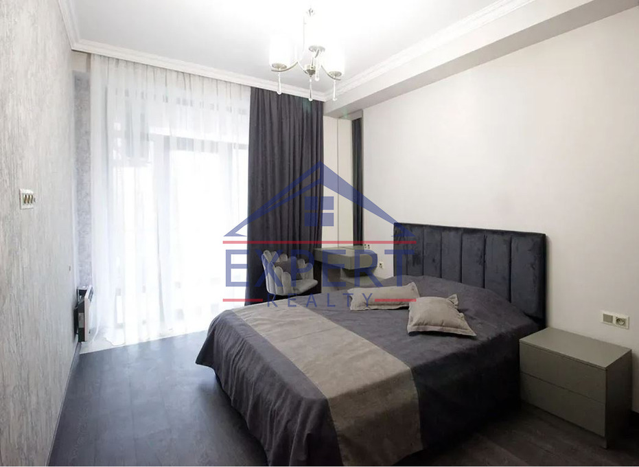 ԱՐԱԲԿԻՐ, ԿՈՄԻՏԱՍԻ ՊՈՂՈՏԱ, 2  ՍԵՆՅԱԿ