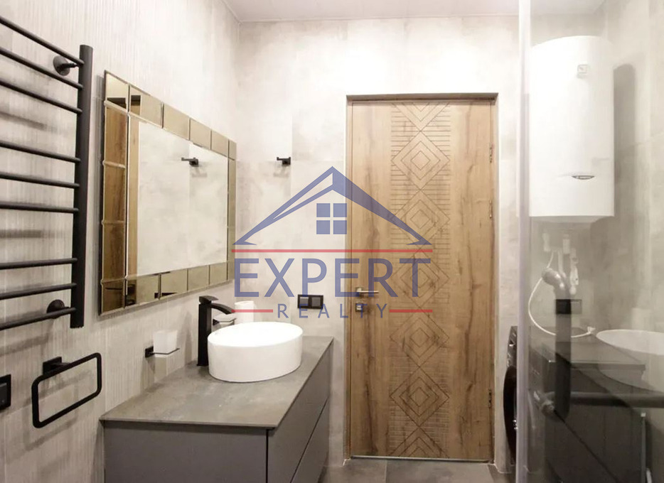 ԱՐԱԲԿԻՐ, ԿՈՄԻՏԱՍԻ ՊՈՂՈՏԱ, 2  ՍԵՆՅԱԿ