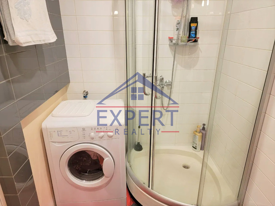 ԿԵՆՏՐՈՆ, ՀՅՈՒՍԻՍԱՅԻՆ ՊՈՂՈՏԱ, 3 ՍԵՆՅԱԿ