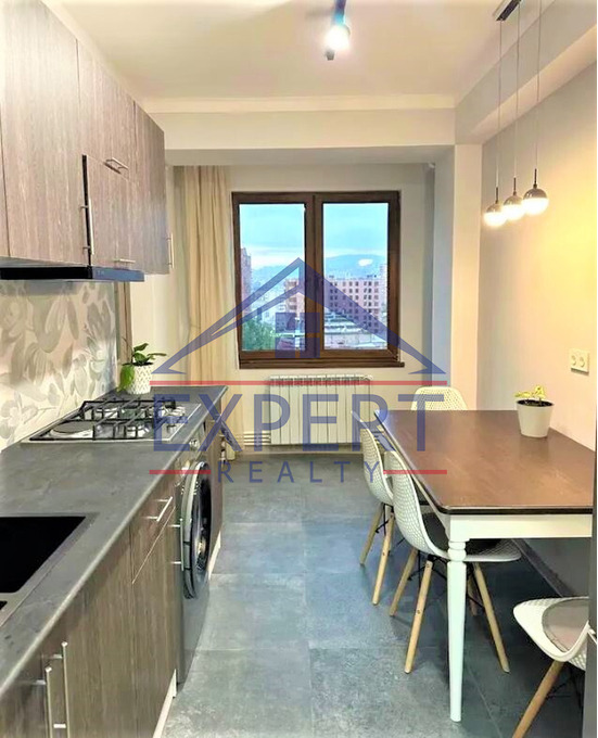 ԿԵՆՏՐՈՆ, ԽՈՐԵՆԱՑԻ ՓՈՂՈՑ, 3 ՍԵՆՅԱԿ