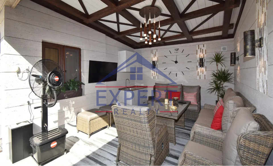 ԱՐԱԲԿԻՐ, ԳՅՈՒԼԲԵՆԿՅԱՆ ՓՈՂՈՑ, 3 ՍԵՆՅԱԿ