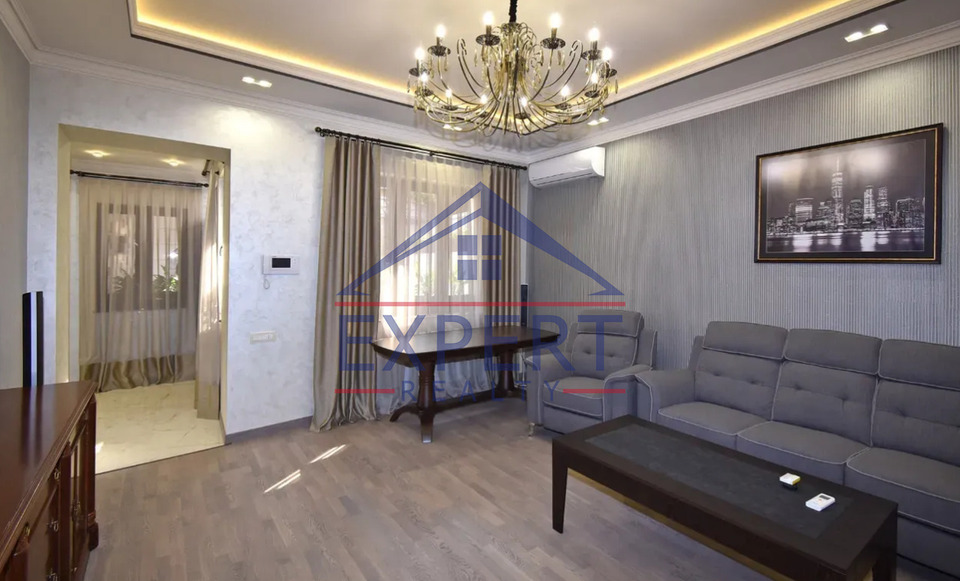 ԱՐԱԲԿԻՐ, ԳՅՈՒԼԲԵՆԿՅԱՆ ՓՈՂՈՑ, 3 ՍԵՆՅԱԿ