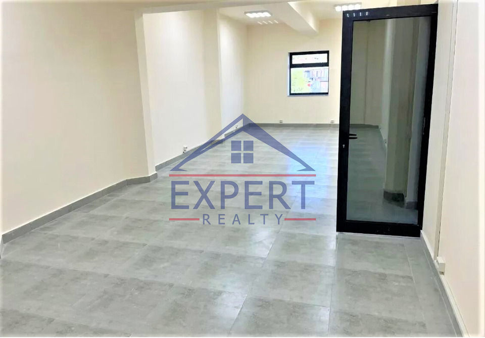 ԿԵՆՏՐՈՆ, ՆԱՐ ԴՈՍԻ ՓՈՂՈՑ