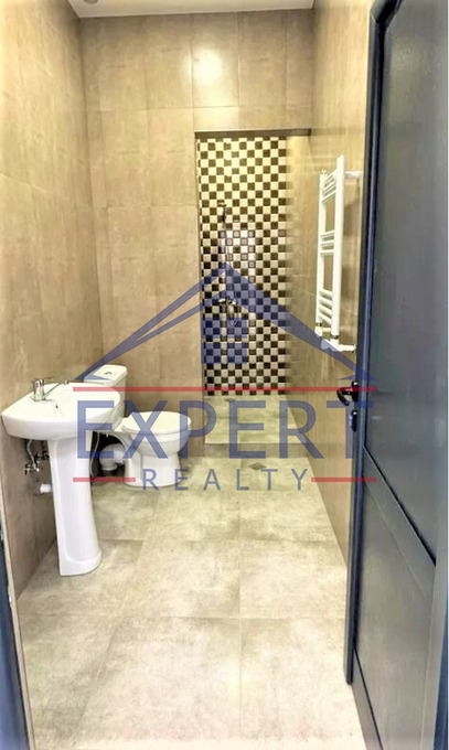 ԿԵՆՏՐՈՆ, ՆԱՐ ԴՈՍԻ ՓՈՂՈՑ