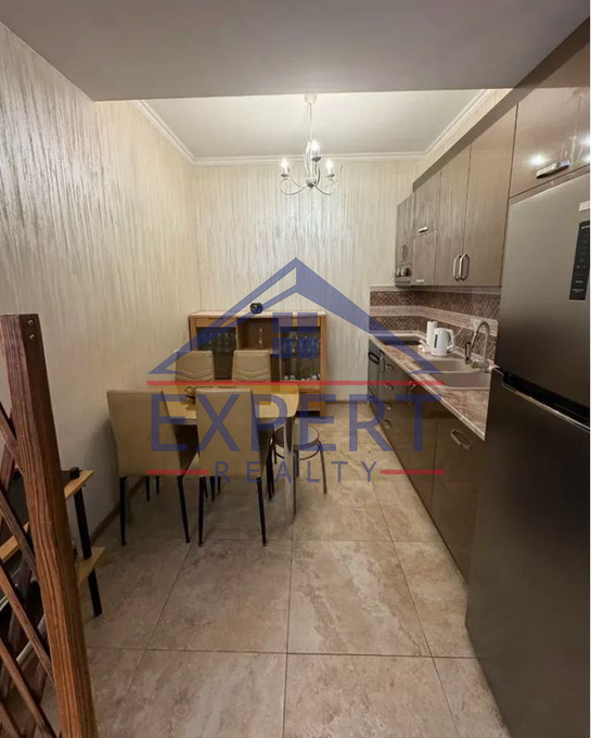 ԿԵՆՏՐՈՆ,ԾԻԾԵՌՆԱԿԱԲԵՐԴԻ ԽՃՈՒՂԻ 3 ՍԵՆՅԱԿ