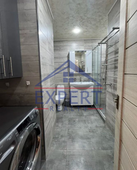 ԿԵՆՏՐՈՆ,ԾԻԾԵՌՆԱԿԱԲԵՐԴԻ ԽՃՈՒՂԻ 3 ՍԵՆՅԱԿ