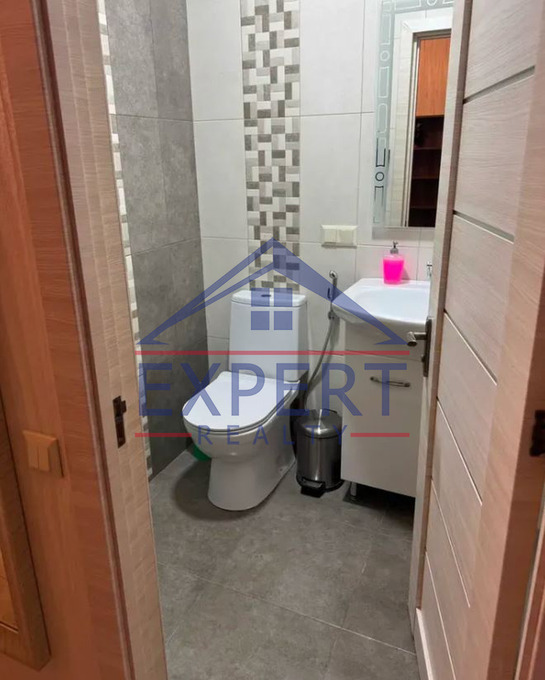 ԿԵՆՏՐՈՆ,ԾԻԾԵՌՆԱԿԱԲԵՐԴԻ ԽՃՈՒՂԻ 3 ՍԵՆՅԱԿ