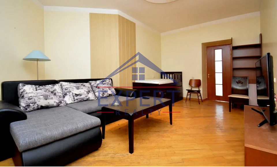 ԱՐԱԲԿԻՐ, ԿՈՄԻՏԱՍԻ ՊՈՂՈՏԱ, 2 ՍԵՆՅԱԿ