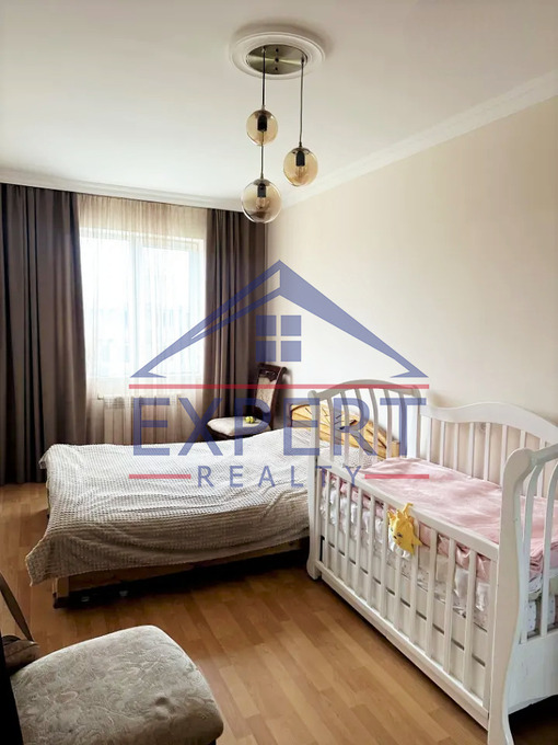 ՆՈՐ ՆՈՐՔ, ՄՈԼԴՈՎԱԿԱՆ ՓՈՂՈՑ, 3 ՍԵՆՅԱԿ