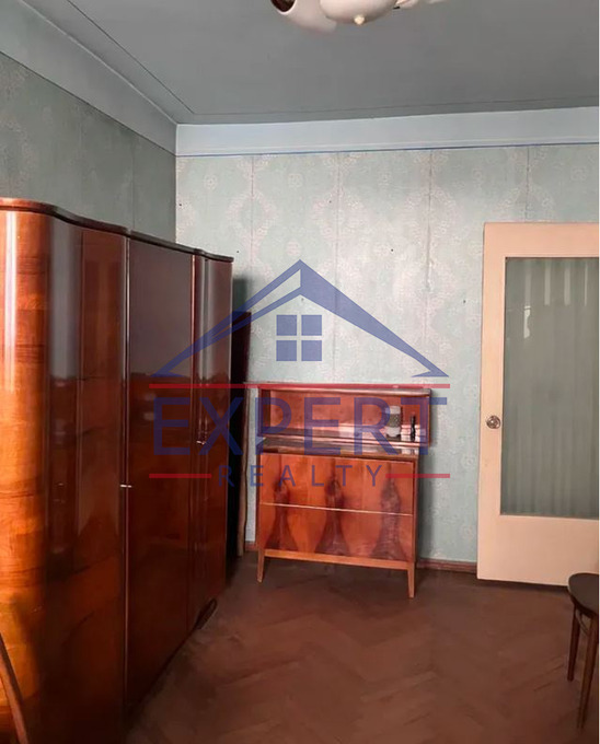 ՔԱՆԱՔԵՌ ԶԵՅԹՈՒՆ, ԴՐՈՅԻ ՓՈՂՈՑ, 4 ՍԵՆՅԱԿ