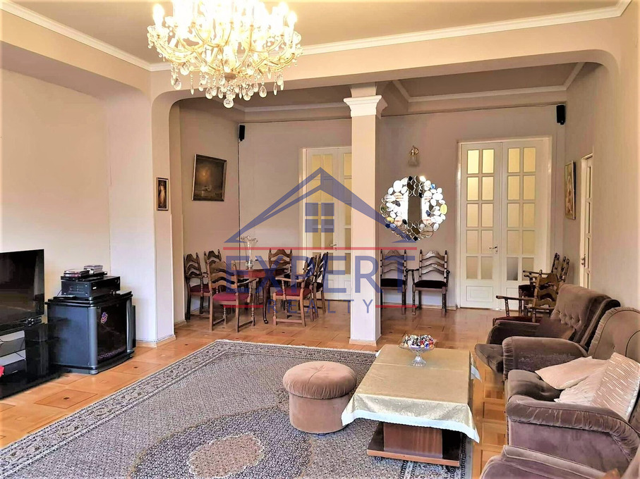 ԿԵՆՏՐՈՆ, ԱԲՈՎՅԱՆ ՓՈՂՈՑ, 5 ՍԵՆՅԱԿ