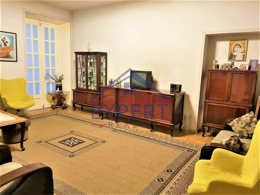 ԿԵՆՏՐՈՆ, ԱԲՈՎՅԱՆ ՓՈՂՈՑ, 5 ՍԵՆՅԱԿ