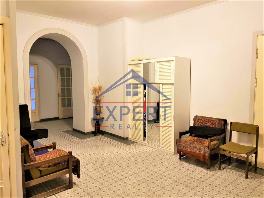 ԿԵՆՏՐՈՆ, ԱԲՈՎՅԱՆ ՓՈՂՈՑ, 5 ՍԵՆՅԱԿ