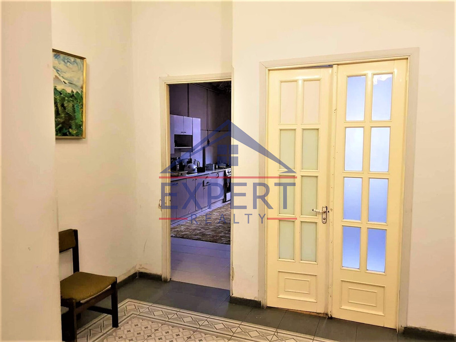 ԿԵՆՏՐՈՆ, ԱԲՈՎՅԱՆ ՓՈՂՈՑ, 5 ՍԵՆՅԱԿ