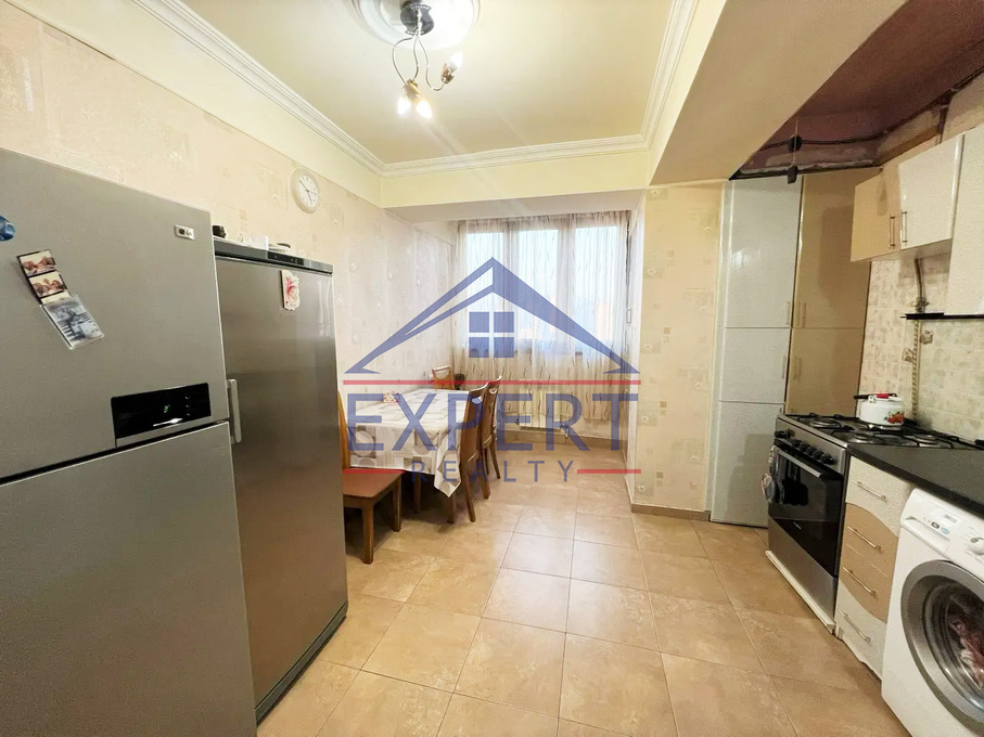 ԱՎԱՆ, ԱՎԱՆ-ԱՌԻՆՋ 1 ԻՆ ՄԻԿՐՈՇՐՋԱՆ, 3 ՍԵՆՅԱԿ