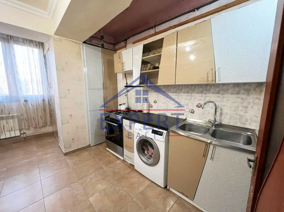 ԱՎԱՆ, ԱՎԱՆ-ԱՌԻՆՋ 1 ԻՆ ՄԻԿՐՈՇՐՋԱՆ, 3 ՍԵՆՅԱԿ