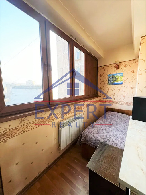 ԱՎԱՆ, ԱՎԱՆ-ԱՌԻՆՋ 1 ԻՆ ՄԻԿՐՈՇՐՋԱՆ, 3 ՍԵՆՅԱԿ