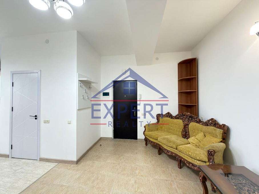 ԿԵՆՏՐՈՆ, ՏԵՐՅԱՆ ՓՈՂՈՑ, 2 ՍԵՆՅԱԿ