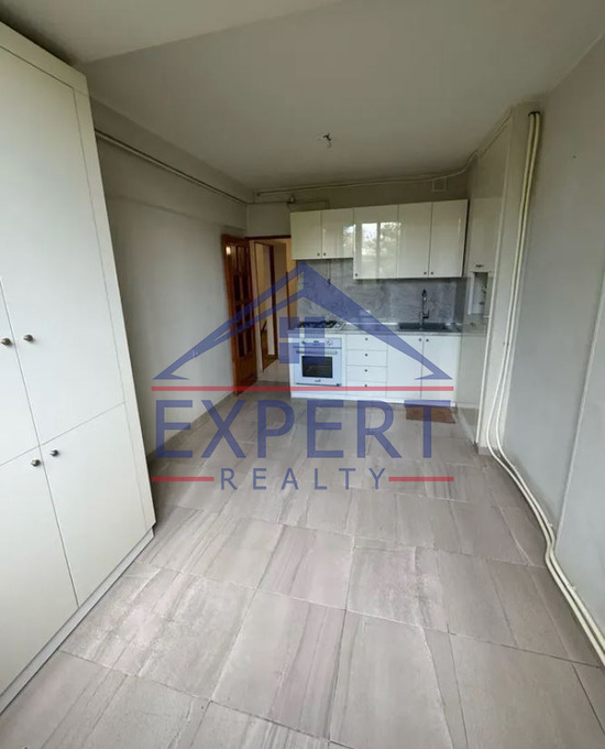 ԱՐԱԲԿԻՐ,ԿՈՄԻՏԱՍԻ ՊՈՂՈՏԱ, 3 ՍԵՆՅԱԿ