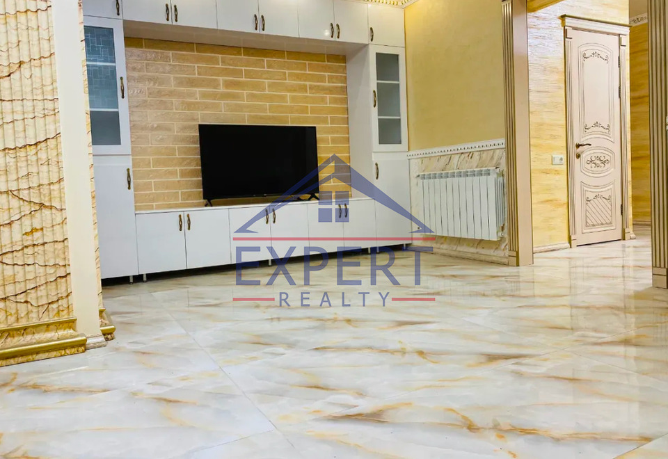 ԿԵՆՏՐՈՆ, ՍԱՅԱԹ ՆՈՎԱ ՊՈՂՈՏԱ, 3 ՍԵՆՅԱԿ