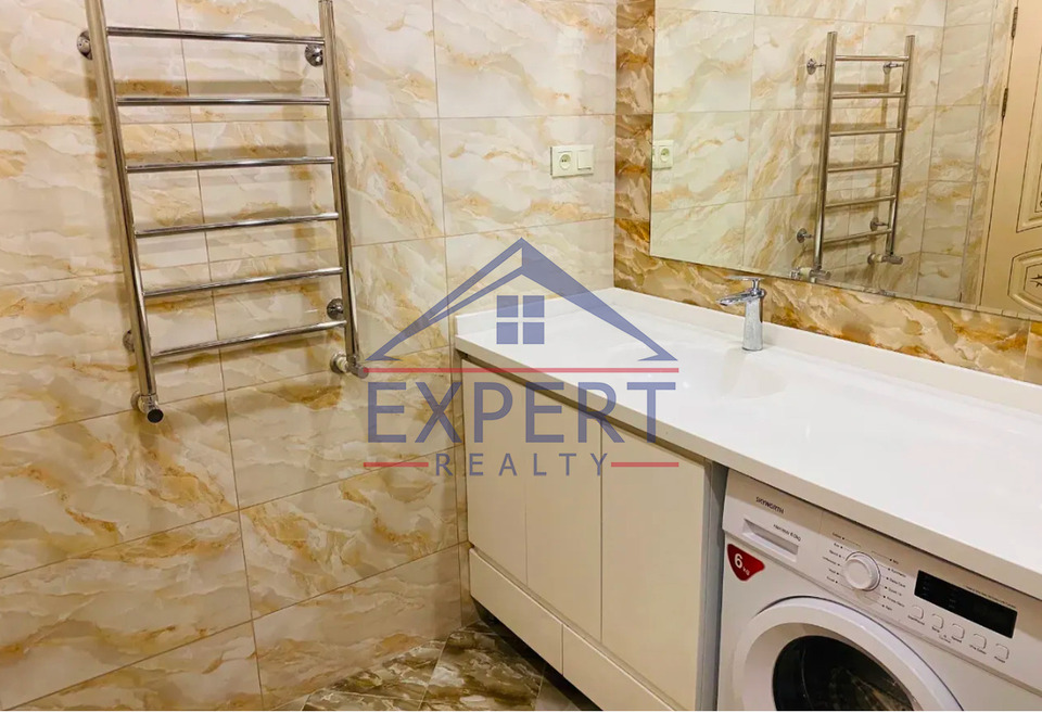 ԿԵՆՏՐՈՆ, ՍԱՅԱԹ ՆՈՎԱ ՊՈՂՈՏԱ, 3 ՍԵՆՅԱԿ