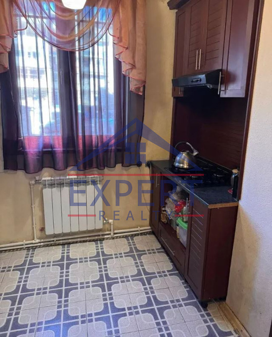 ՔԱՆԱՔԵՌ ԶԵՅԹՈՒՆ, ՌՈՒԲԻՆՅԱՆՑ ՓՈՂՈՑ , 3 ՍԵՆՅԱԿ