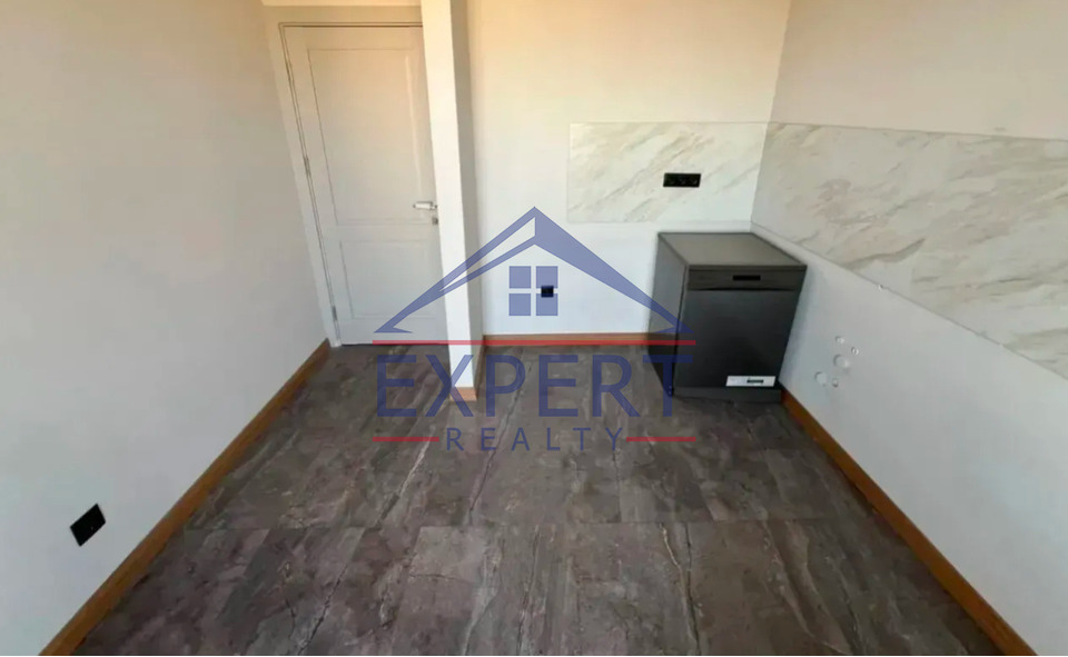 ԿԵՆՏՐՈՆ, ԱՆՏԱՌԱՅԻՆ ՓՈՂՈՑ, 2 ՍԵՆՅԱԿ