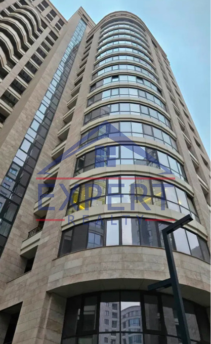 ԿԵՆՏՐՈՆ, ԱՐՇԱԿՈՒՆՅԱՑ ՊՈՂՈՏԱ, 3 ՍԵՆՅԱԿ