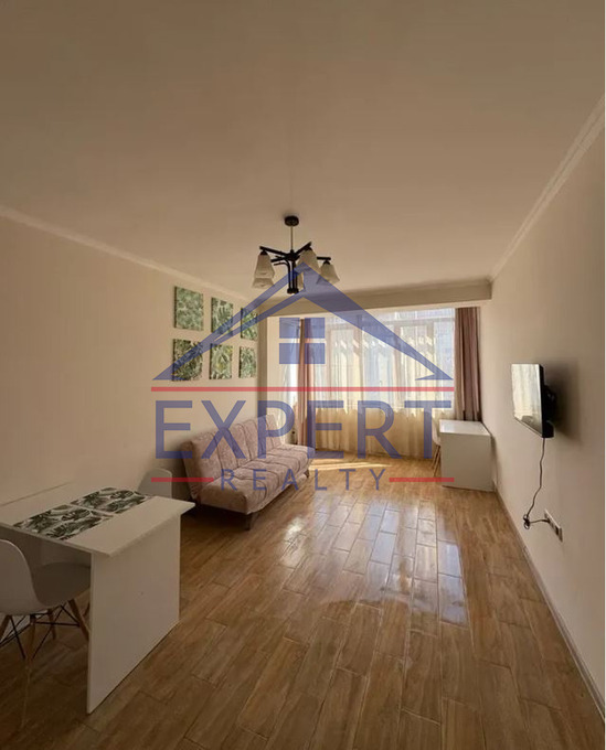 ԿԵՆՏՐՈՆ, ՆԱԼԲԱՆԴՅԱՆ ՓՈՂՈՑ   2 ՍԵՆՅԱԿ