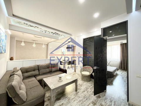 ԿԵՆՏՐՈՆ, ԲՈՒԶԱՆԴԻ ՓՈՂՈՑ, 2 ՍԵՆՅԱԿ