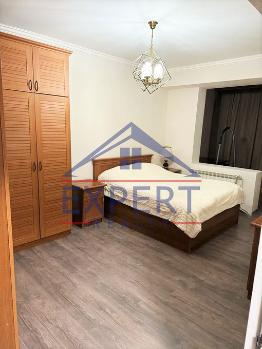 ԿԵՆՏՐՈՆ, ԴԵՐԵՆԻԿ ԴԵՄԻՐՃՅԱՆ, 2 ՍԵՆՅԱԿ