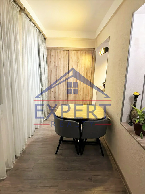 ԿԵՆՏՐՈՆ, ԴԵՐԵՆԻԿ ԴԵՄԻՐՃՅԱՆ, 2 ՍԵՆՅԱԿ